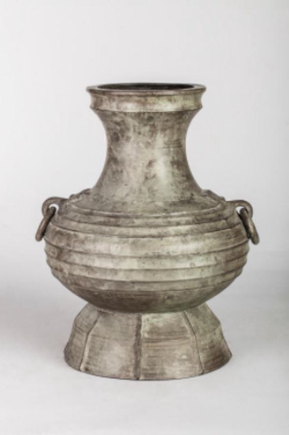 Bronze &#39;Hu&#39; Vase | MasterArt